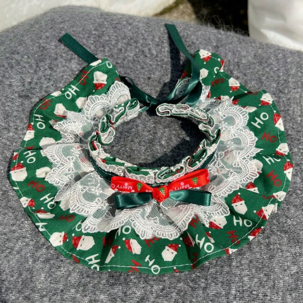 Christmas Pet Ruffle Collar, Green Santa Claus Print Double Bow Holiday Neckwear for Cats and Small Dogs, Festive Pet Accessory, M
